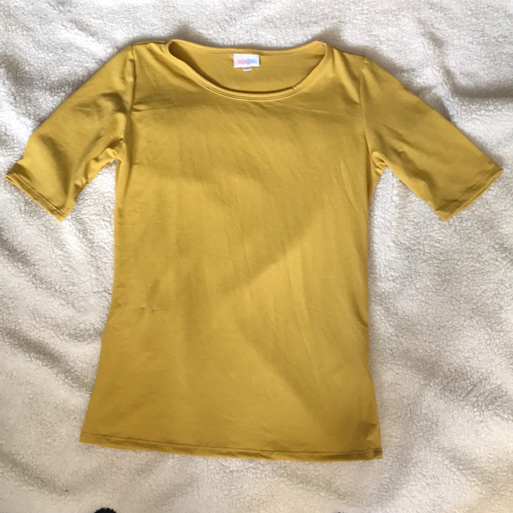LuLaRoe Gigi top